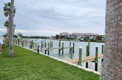 Siesta Key Condo | Amazing Beachfront Condo - Siesta Key, FL -