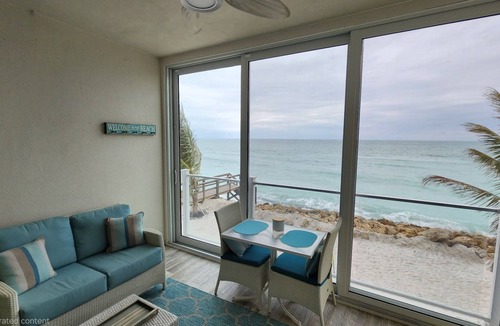 Siesta Key Condo | Amazing Beachfront Condo - Siesta Key, FL -