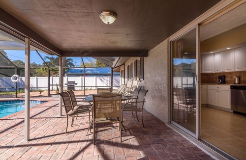 South Sarasota House | Amazing Villa with Extra Large Heated Pool ! 50% off Regular Rates!