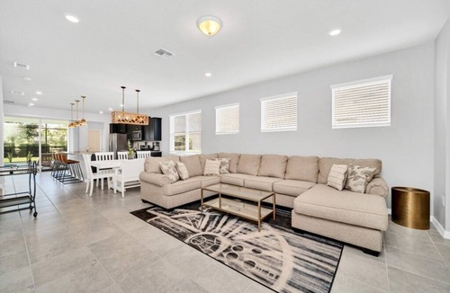 Davenport Villa | Amazingly Decorated 5 Bedroom 5 Bathroom Villa on Solterra