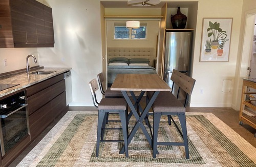 Hudson Apartment | An Apartment with a View: A peaceful getaway in Hudson, NY