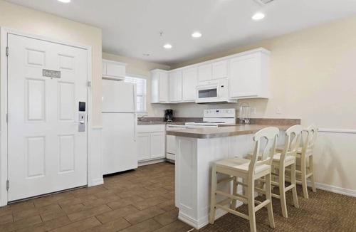 Clarkesville Apartment | Apple Mountain Resort | 2BR Scenic Escape