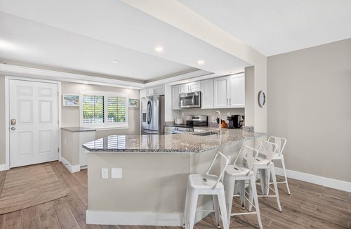 Sanibel Condo | Attractive & Comfortable Gulf View Unit On Sanibel - Loggerhead Cay 191