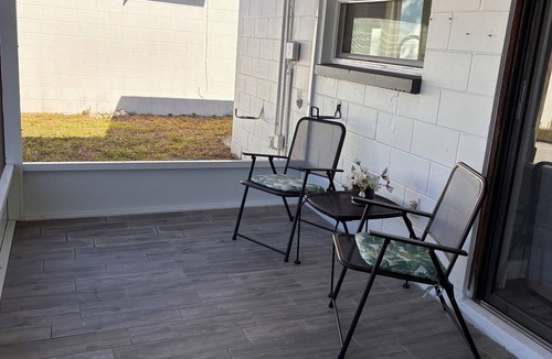Carrollwood House | Awesome 2-bedroom house with AC in sunny Tampa