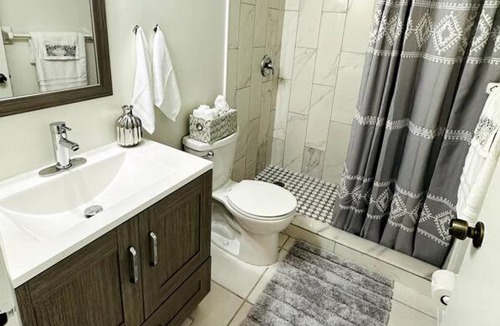 Central Naples Apartment | Awesome Apartment near the Beach