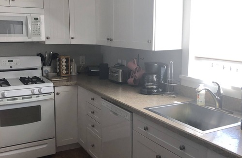 Avon House | Awesome home and location for enjoying Bay Head.