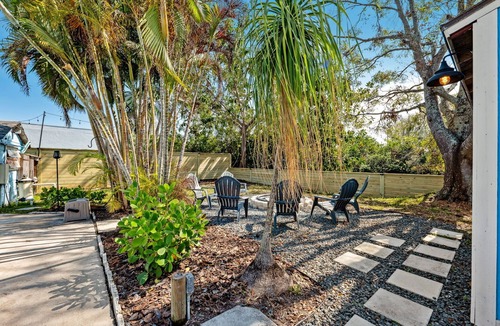 Pinellas Park House | Backyard Oasis Minutes To Beaches