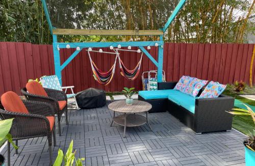 Port Saint Lucie House | Backyard Oasis