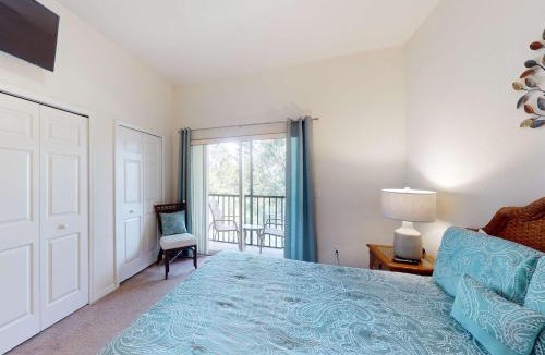 Bahama Bay House | Bahama Bay Resort penthouse condo - lakefront near Disney & other Orlando parks