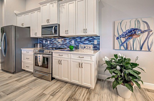 Long Meadow House | Bahama Breeze | Pool | Summerkitchen | Lounge | Office