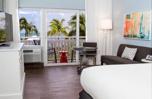Marathon Hotel | Banana Bay Resort & Marina