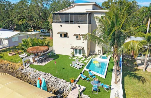 Bonita Springs House | Bay Access Tiki Bar Getaway,Pool,Spa,Sleeps 10