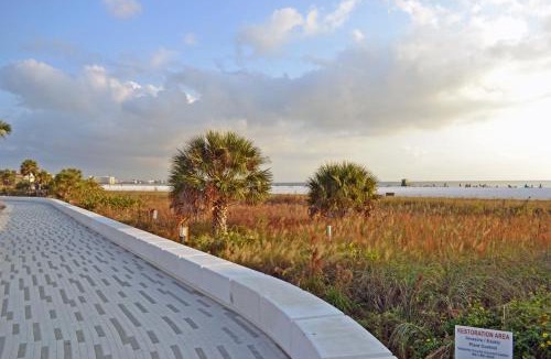 Siesta Key House | Bay Oaks - 6157 #E01
