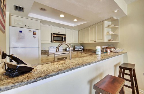 Sunset Beach Condo | Bayfront, Hot Tubs, Pool, Updated Condo Near pool! Land's End 1-304