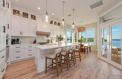 Bonita Springs House | Bayside Retreat-Close to Beach-Bayfront 6 Bed, 6 Bath Heated Pool