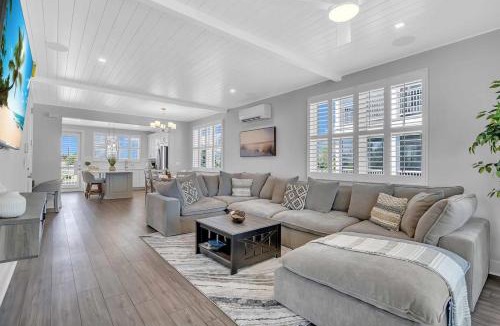 Cortez House | Bayview Pointe - Luxury home with heated pool! Near Anna Maria isle!