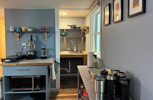 Gulfport Cottage | Beach Cottage in the Gulfport Art District
