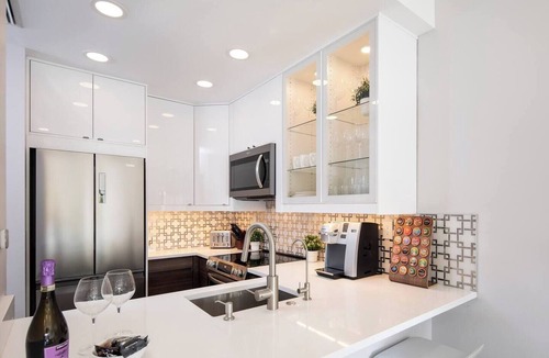 Grey Oaks Condo | Beach & Downtown 5m HotTub Pool Tennis/Pickleball