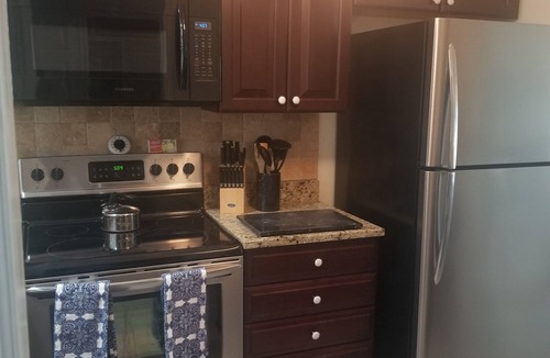 Central Naples Condo | Beach, Golf and So Much More!