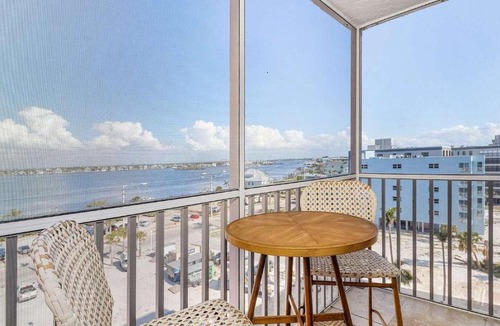 Fort Myers Beach House | Beach Villas 606