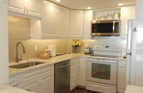 Marco Island Condo | Beachfront 2 BR Condo with Breathtaking Views