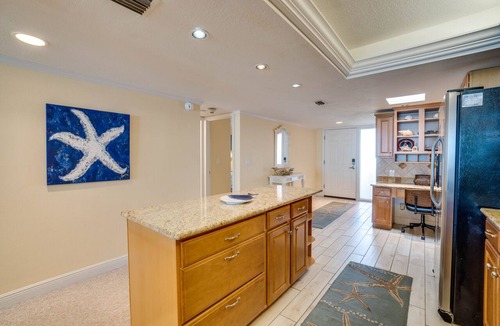 Bradenton Beach Condo | Beachfront - Anna Maria Island Club Unit 22 by SeaBreeze Vacation