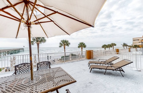 Redington Beach Condo | Beachfront condo w/Gulf views, balcony, washer/dryer, central A/C, shared pools