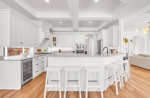 Treasure Island House | ☀Beachfront Home🐬Private Pool🏖️Beach Access from Backyard🍹Great Location!