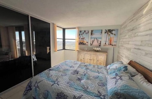 Fort Myers Beach Condo | Beachfront Lovers Key condo with heated pool and private beach.
