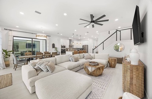 New Melbourne Beach House | Beachfront Luxe Stay | Pool Access & Rooftop Deck with Stunning Views