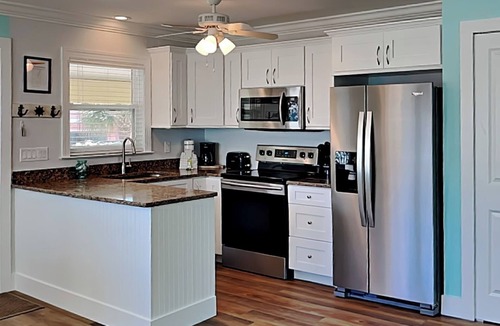 Fort Myers Beach House | Beachside Retreat With Garden Views, Grill + Walk to the Beach.