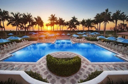 Palm Beach Shores Resort | Beachside Serenity at Marriott's Ocean Pointe; 3 BD villa