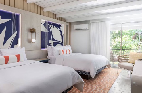 Islamorada Hotel | Beachside Solace: Room for Your Perfect Vacation | 3 Family Ready Stays