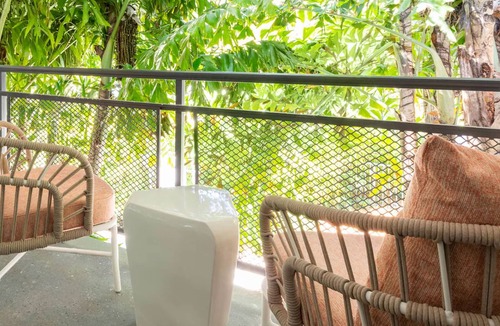 Islamorada Hotel | Beachside Solace: Room for Your Perfect Vacation | 3 Family Ready Stays