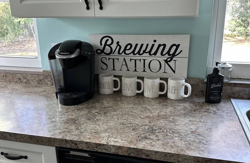 Vero Beach House | Beachtown home, near Jackie Robinson baseball Camp,hot tub, gameroom,more Pet ok