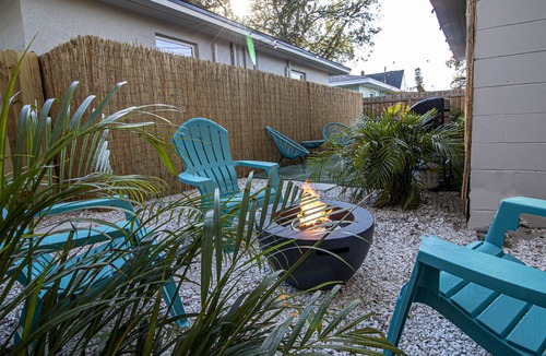 Gulfport Cottage | Beachy Chic Cottage 2