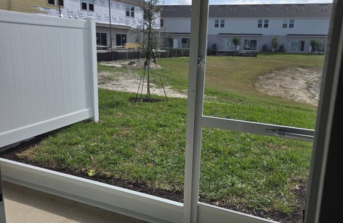 Sarasota House | Beautiful 2-bedroom townhome in Sarasota with WiFi, AC, & two pools.
