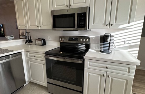 Heritage Palms Condo | Beautiful 2 Bedroom Golf Course Condo