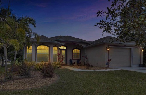 Broadmoor Villa | Beautiful 3/2 spacious, bright & heated pool home