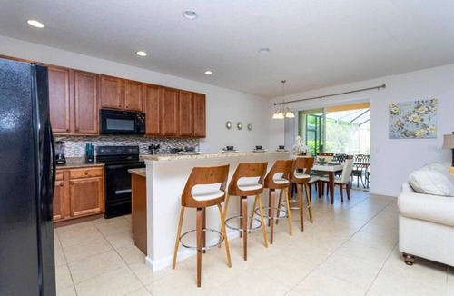 Sunridge Woods House | Beautiful 6BR Vacation Home with Pool and Hot Tub!