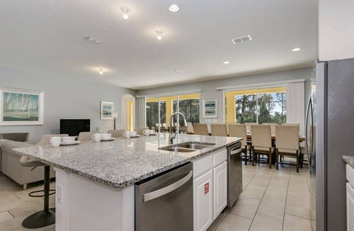 Loughman House | Beautiful 9 bedroom pool home located in the Solterra Resort! 9 Home by RedAwning