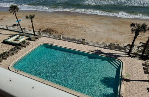 Ortona Park Condo | Beautiful 9th floor OceanView Studio Condo - Pool is OPEN!