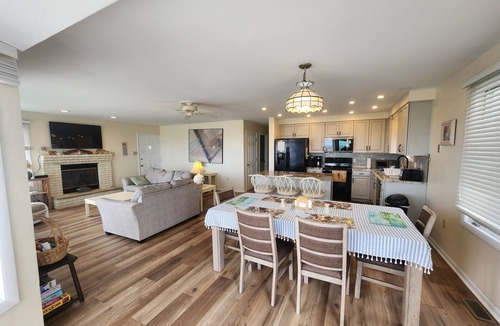 South End House | BEAUTIFUL BEACHFRONT BREATHTAKING OCEAN VIEW! Only the week of August 29th left!
