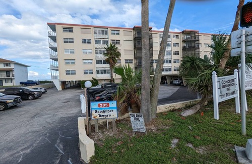 South Patrick Shores Condo | Beautiful direct ocean front beach access condo