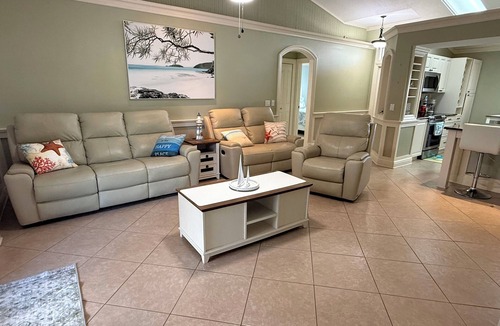 Port Saint Lucie House | Beautiful HEATED Pool house 2 mi to Mets Stadium PET OK near I-95/FL Turnpike.