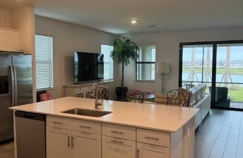 Estero House | Beautiful home in Estero Florida. Just north of Naples. In safe gated community.