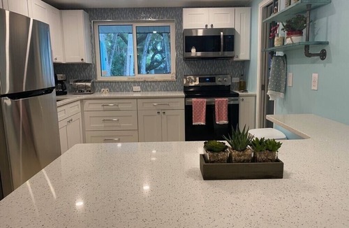 Englewood House | Beautiful Home,ON THE KEY🏝️ FreeBikes,BeachChairs,FirePit,Kayaks,Newly Renovated