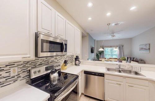 Bahama Bay House | Beautiful home with resort pool and space for the whole family