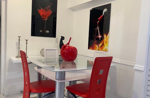 Flagami Apartment | Beautiful House 7 min from Miami Airport w FREE parking