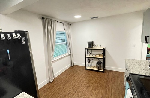 Brandon House | Beautiful Modern Villa in the Tampa area